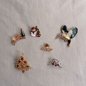 6 different Christmas pins